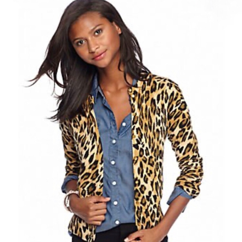 🌟OUT OF STOCK🌟Crown & Ivy leopard print cardigan